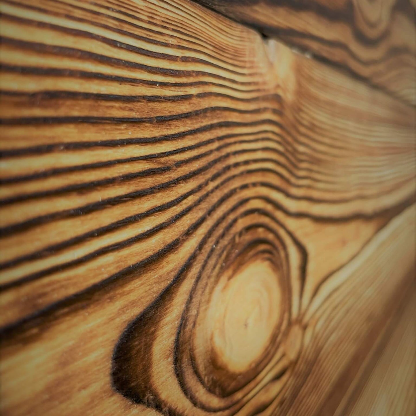 Wall & ceiling paneling pine carbon