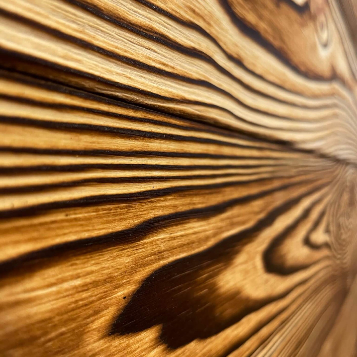 Wall & ceiling paneling pine carbon