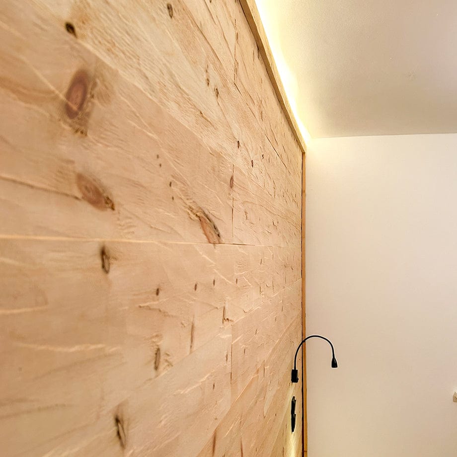 Wand - & Deckenverkleidung Zirbe XL gehackt