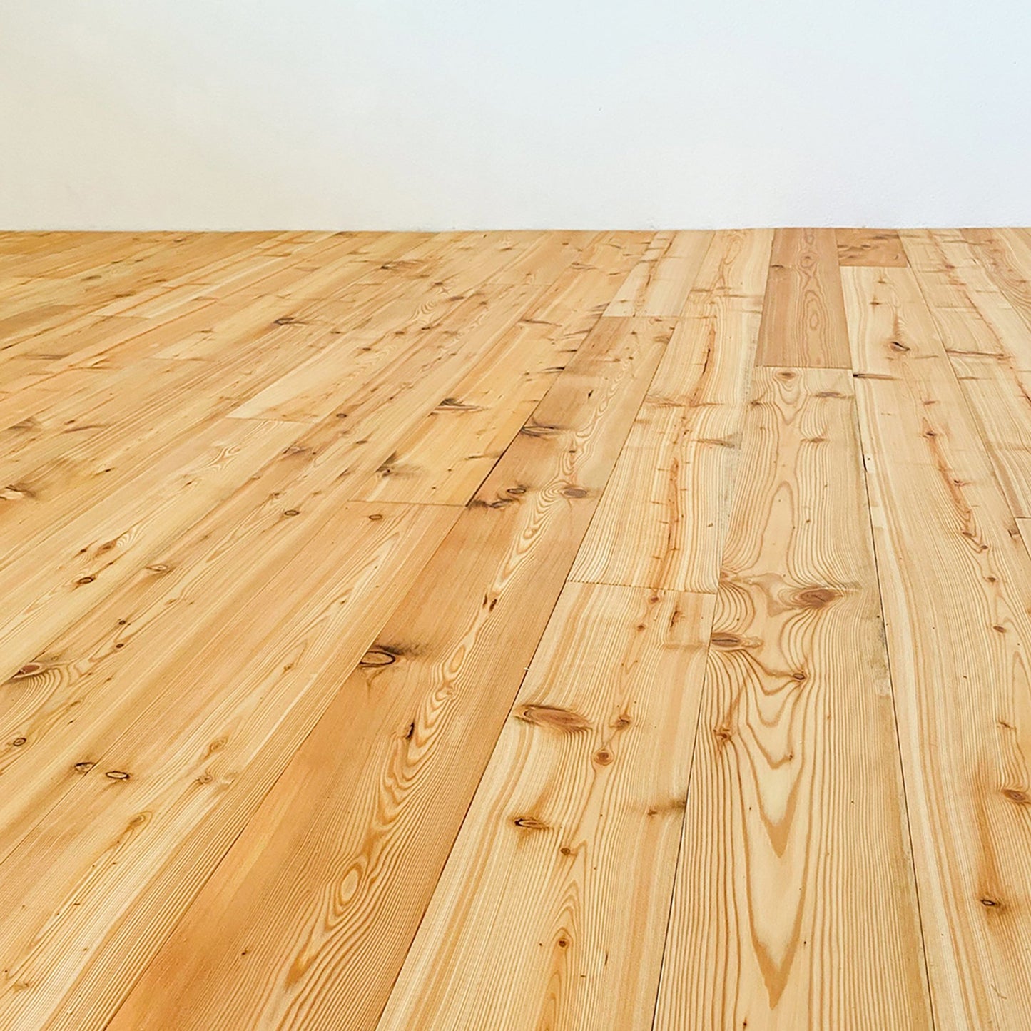Holz Fußboden Lärche WOODY, wohnfertig geölt