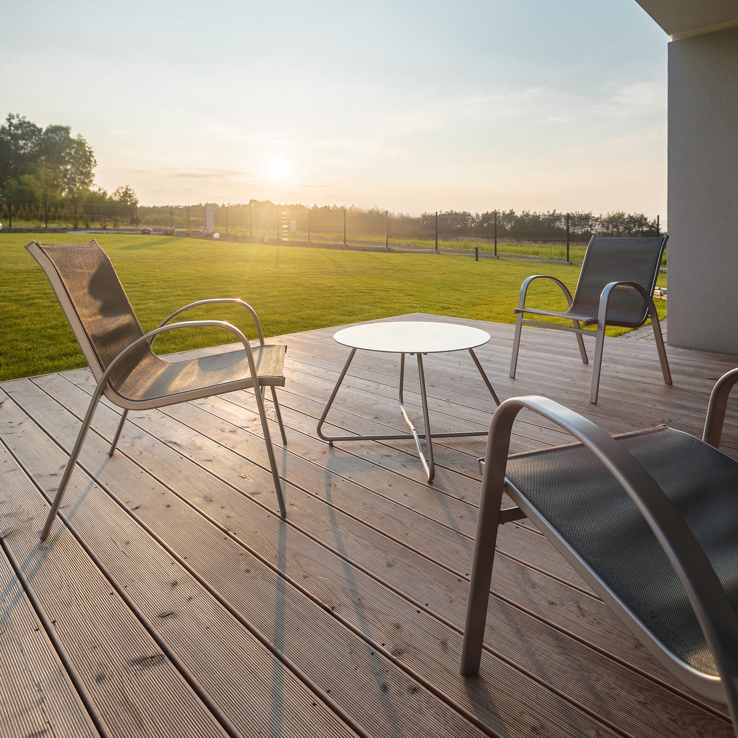 Wooden decking board larch VEH TOP grooved - super strong 28mm!