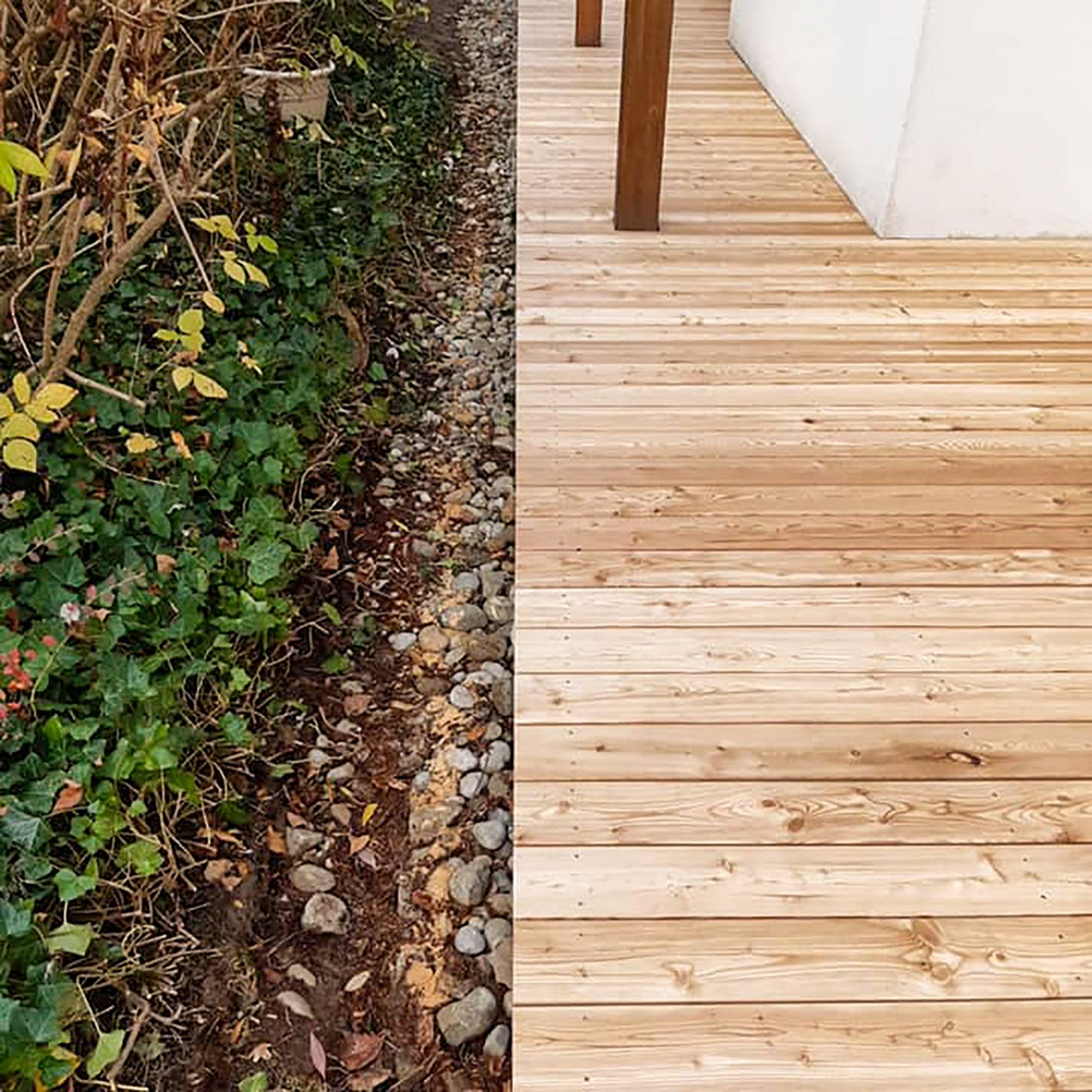 Smooth larch decking – super strong 28mm!